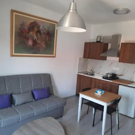 Olga's Appartments *